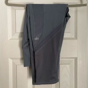 Alo Leggings